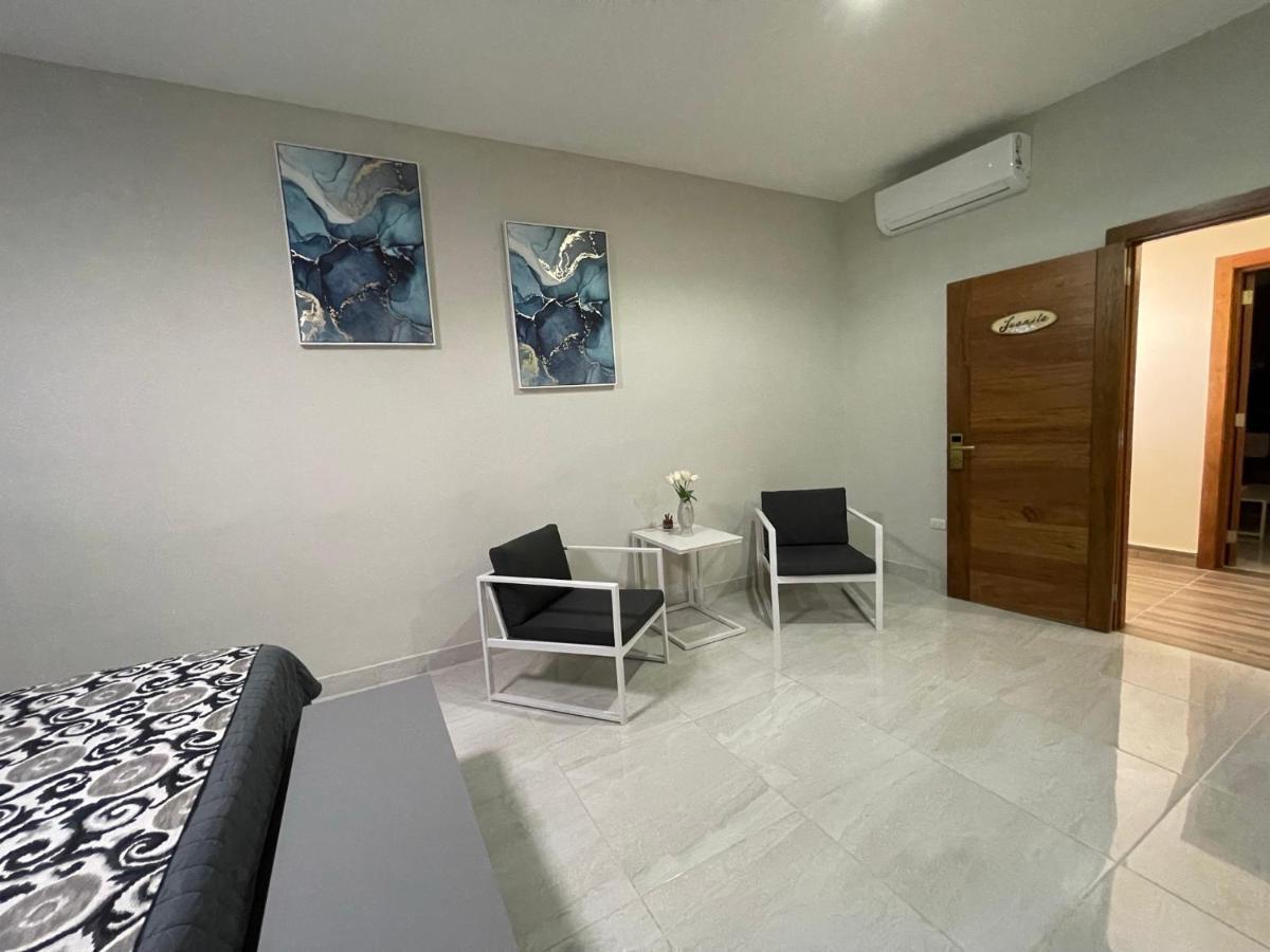 Hotel Monarca Higuey Eksteriør bilde